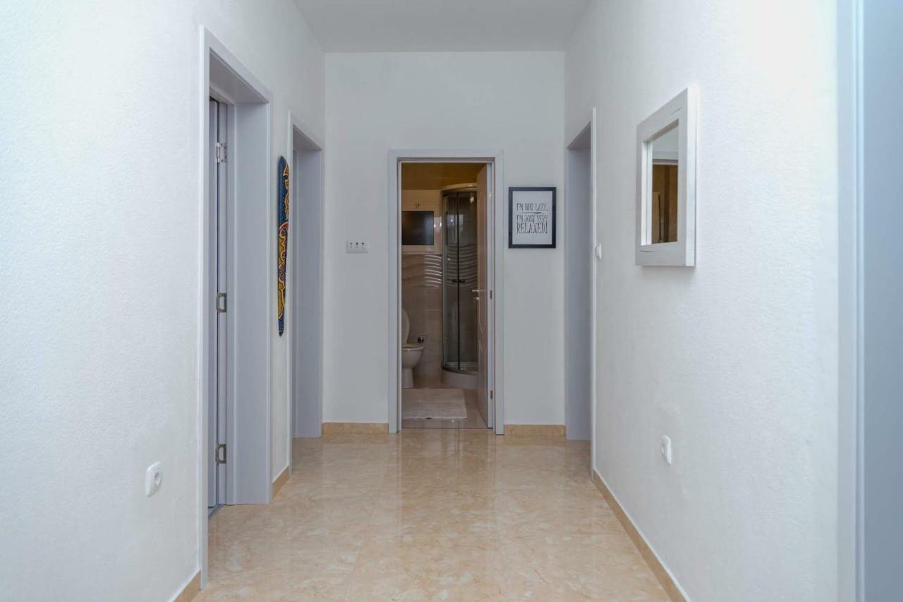 Apartman Mona ポドゴリツァ エクステリア 写真